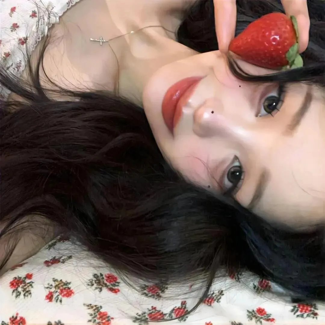 我要成为世界最强偶像 封面