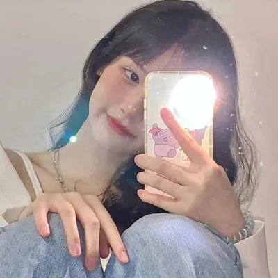 美女蛇岛求生 封面